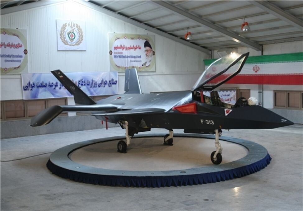 Irański &quot;myśliwiec stealth&quot; Qaher 313, czyli makieta z plastiku i włókna szklanego. Od prezentacji minęły ponad trzy lata, ale więcej o nim nie słyszano