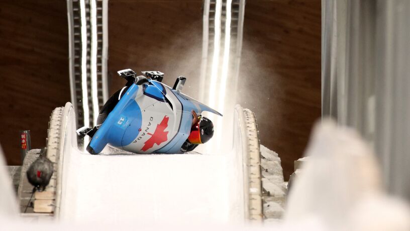 Pekin 2022. Bobslej wywrócił się, jadąc 131 km/godz. 