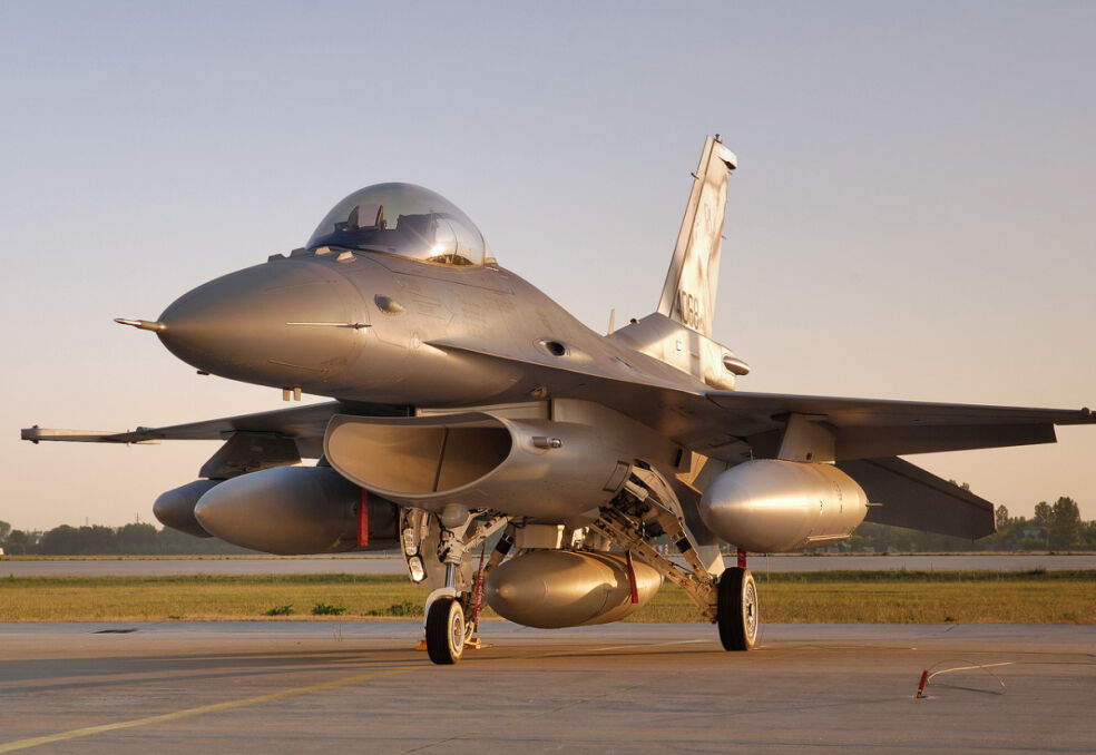 Polskie F-16 Block 52 teoretycznie mogłyby przenosić bomby termojądrowe