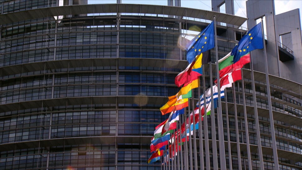 Raport Parlamentu Europejskiego o praworządności i pytania o unijne fundusze